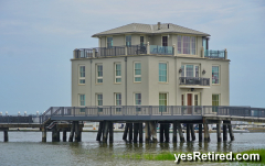 Stilt house, Downtown, Charleston, South Carolina, USA